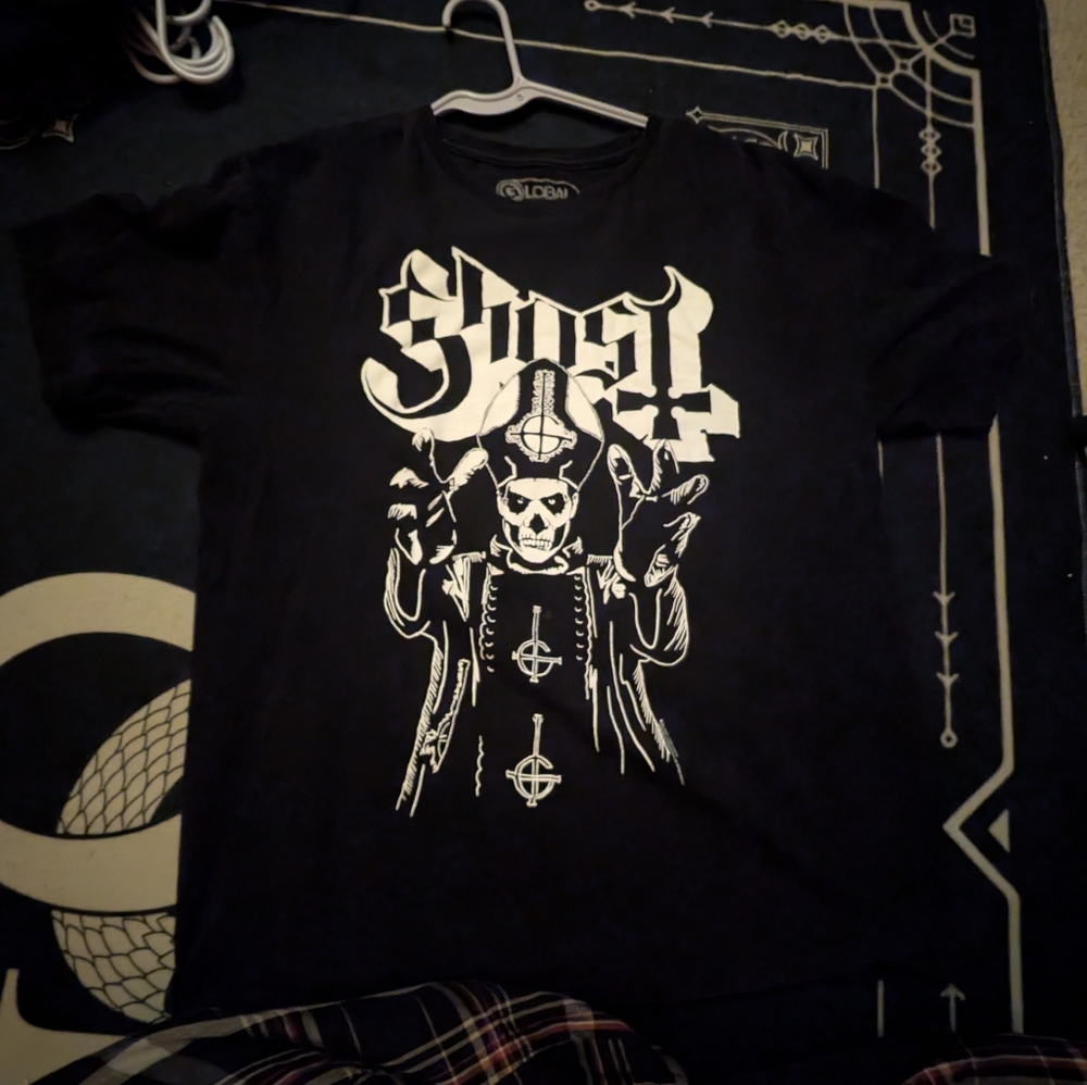GHOST Black and White Short Sleeve Tees